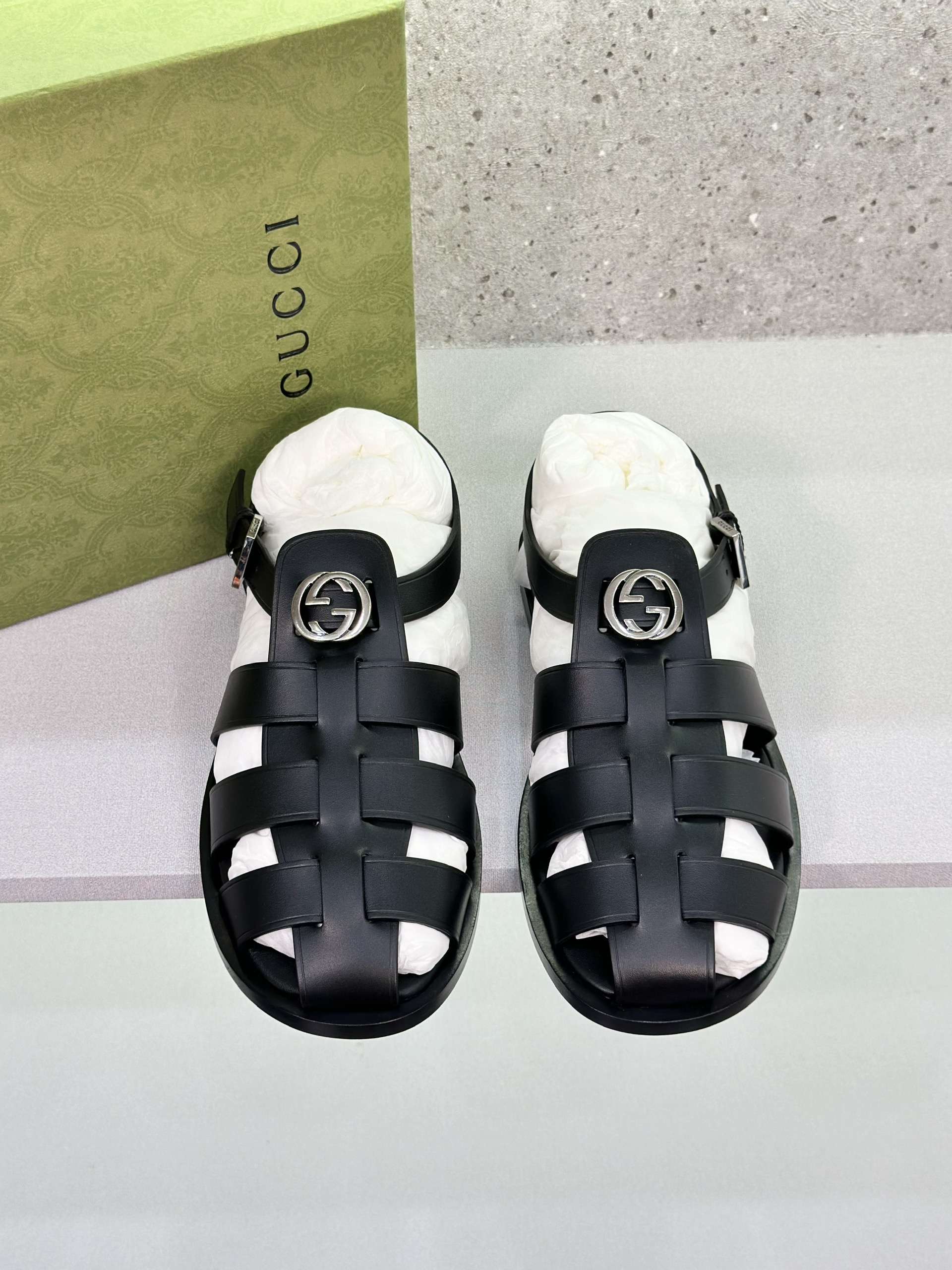 Dép rọ sandal Gucci GC Đen logo GG bạc Like Auth on web fullbox bill thẻ VTN